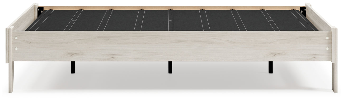 Socalle Platform Bed