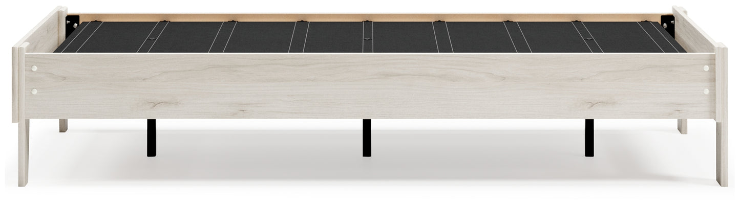 Socalle Platform Bed