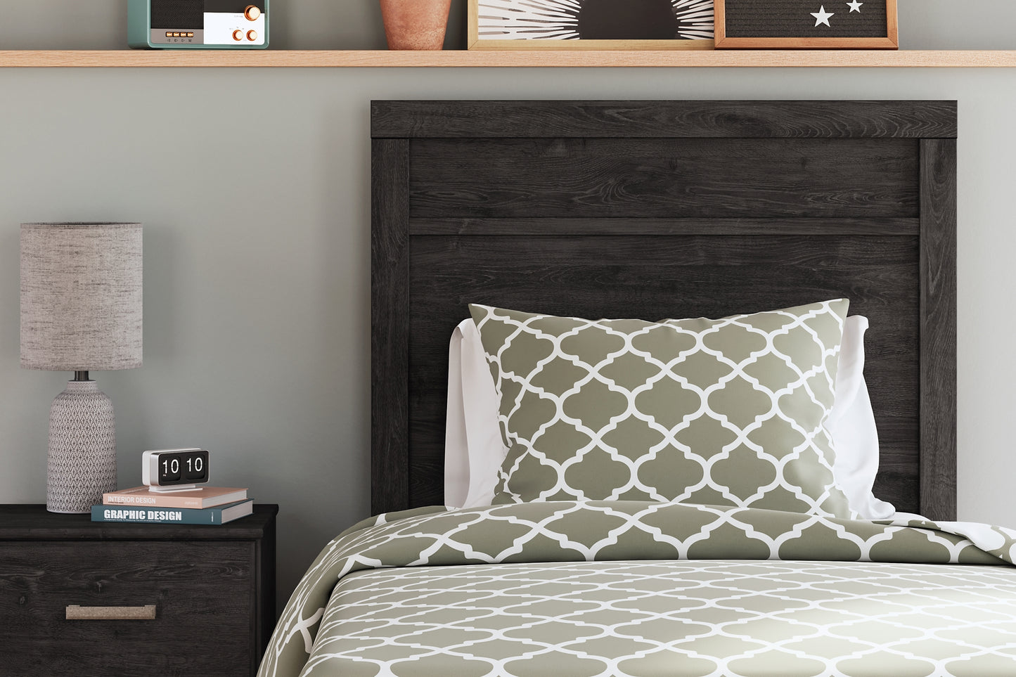 Belachime Panel Bed