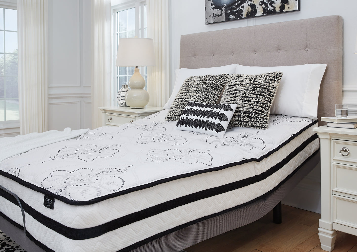 Chime 10 Inch Hybrid Mattress