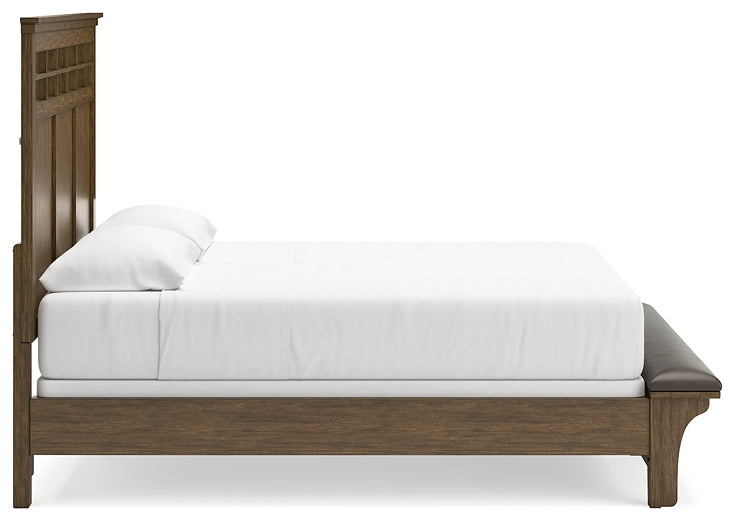 Shawbeck Panel Bed