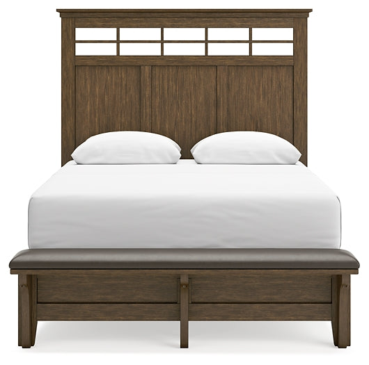 Shawbeck Panel Bed