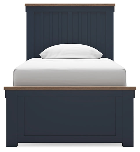 Landocken Panel Bed