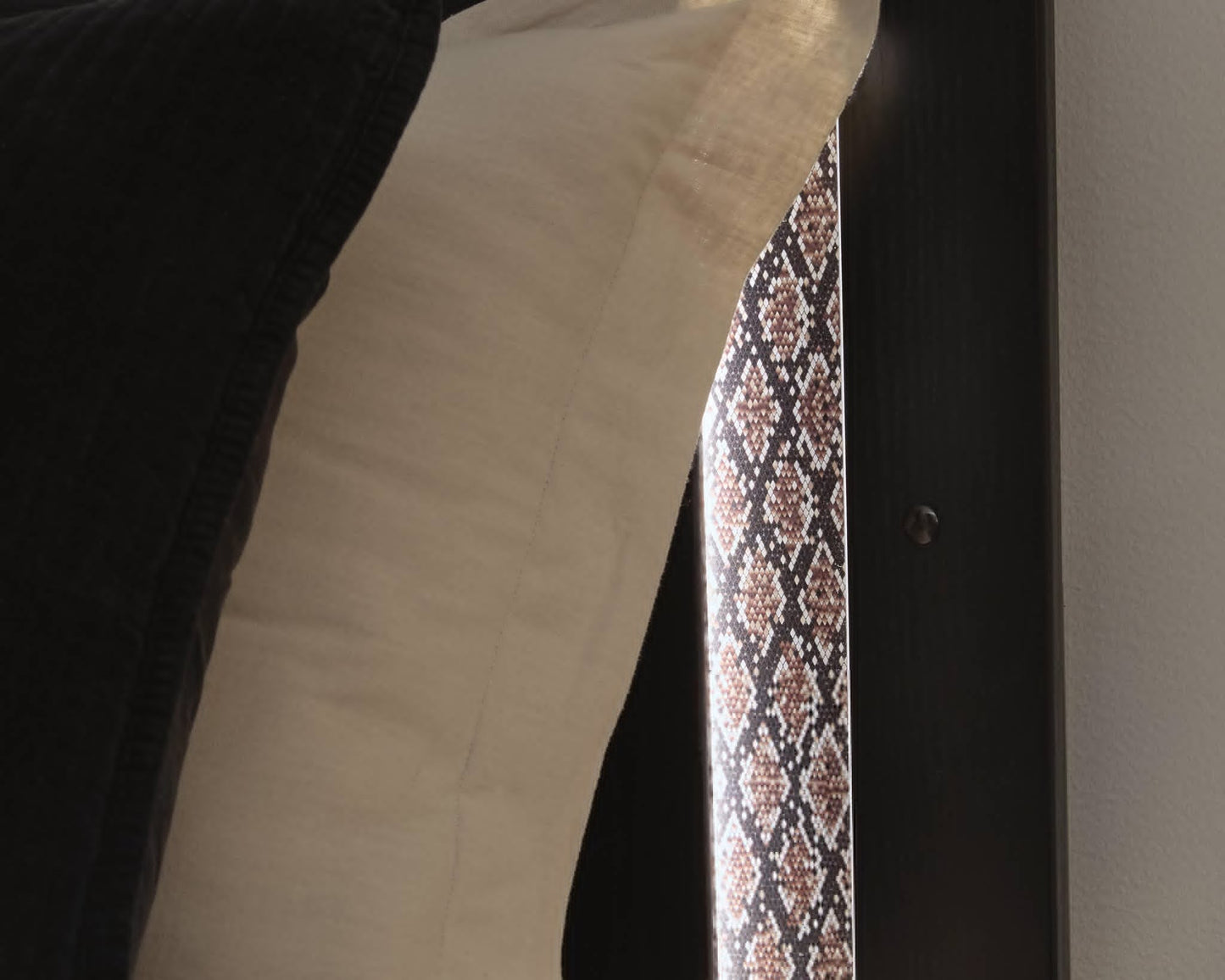 Brizmore King Panel Bed